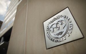 Місія МВФ в Києві перевіряє як Україна виконує структурні маяки