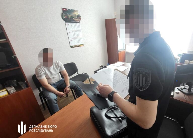 На Черкащині отримав підозру поліцейський, який побив чоловіка