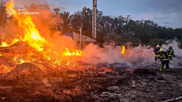 На Харківщині РФ атакувала підприємство повторно