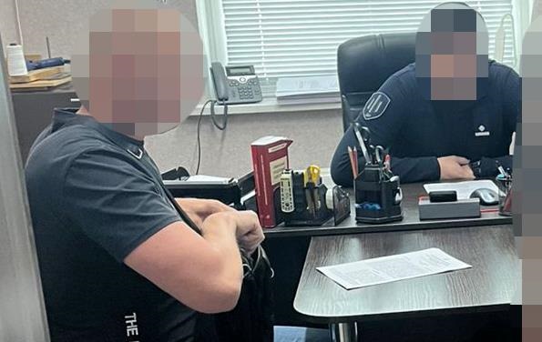 Начальник РТЦК “забув” про авто за 2,3 млн у декларації