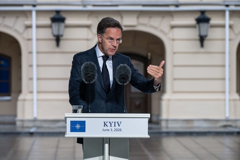 НАТО відстає від плану закупівель зброї для України – ЗМІ