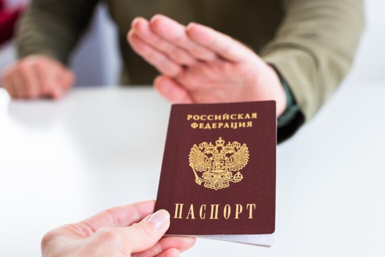 Низка країн вимагає заблокувати шенген росіянам – ЗМІ