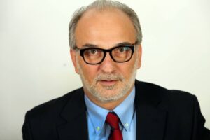 Польські політики почали повертати Навроцькому свої ордени