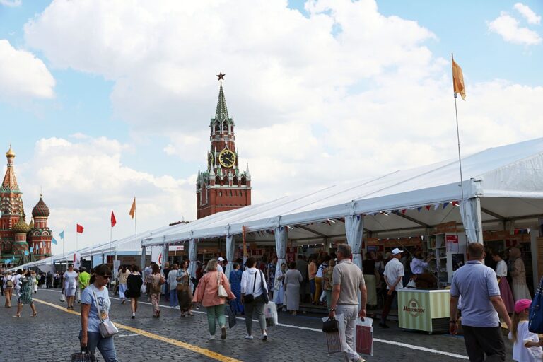 Понад 60% росіян “утомились” від війни – ЗМІ