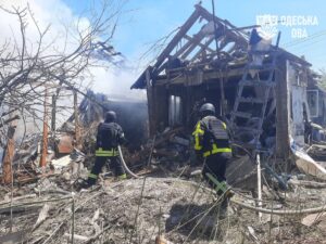 Російська ракета влучила у приватний сектор на Одещині