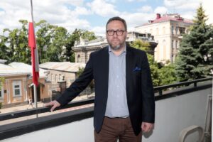 Скандал з Польщею: експосол повернув вручений Зеленським орден
