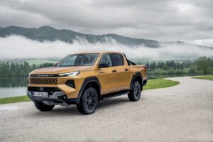 Сучасний, могутній, зручний:в Україну прибуває новий Toyota Hilux