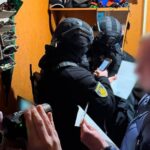 У Києві 18-річний хлопець “продавав” військовим ЗСУ неіснуючі пікапи