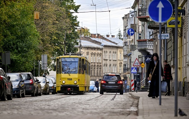 У Львові штрафують перевізників без кондиціонерів