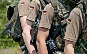 У Німеччині різко зросла кількість охочих служити в армії
