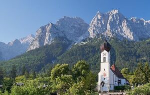 В Німеччині з гори зірвався і загинув 19-річний альпініст
