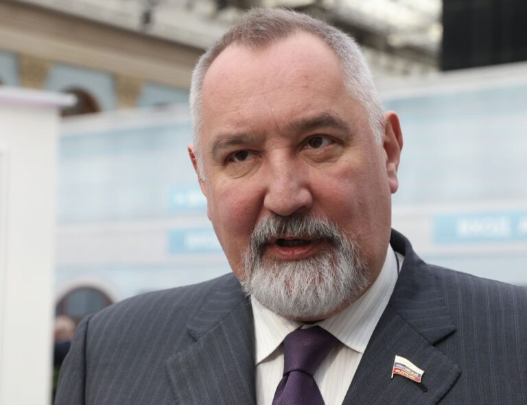 В Росії пропонують підривати затримані “тіньові” танкери