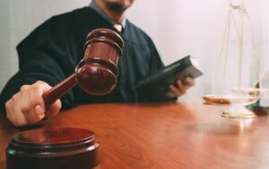 Вирок отримав адвокат, який намагався підкупити прокурорів САП за $200 тис
