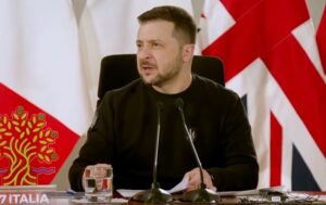 Зеленський поїде на саміт G7 без запрошення – ЗМІ