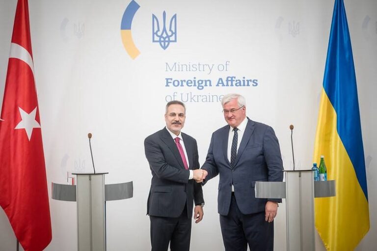 Анкара готова взяти на себе морську складову гарантій безпеки України