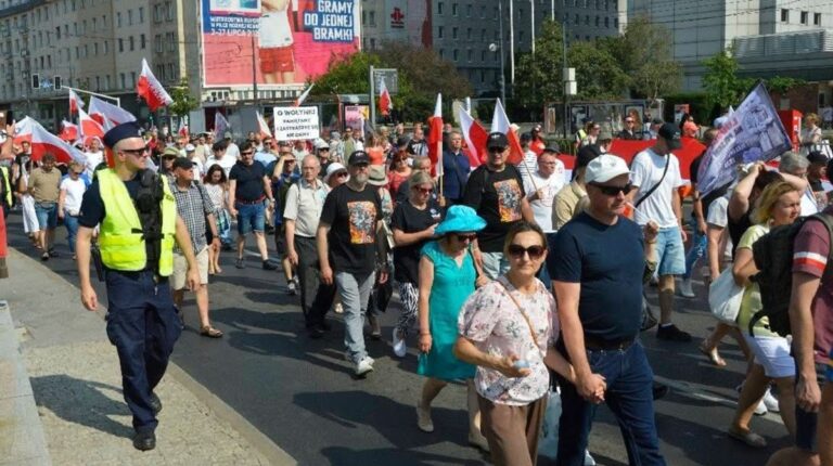 Антиукраїнський марш у Варшаві: його безпрецедентні наслідки