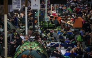 Атака РФ: в метро Києва переховувалась рекордна кількість людей