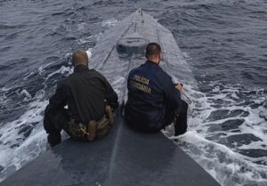 Біля берегів Португалії вилучили майже три тонни кокаїну