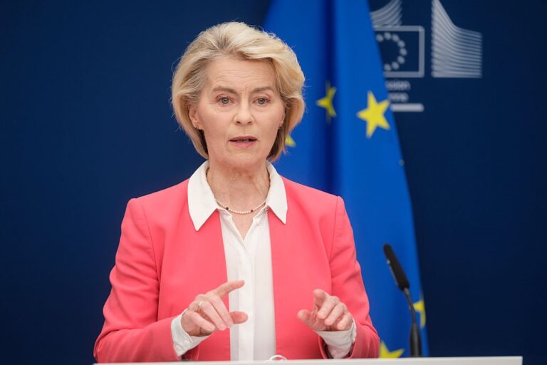 Фон дер Ляєн зреагувала на мігрантів в Сеуті