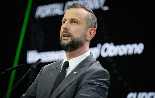 Міністр оборони Польщі різко відповів на критику щодо допомоги Києву
