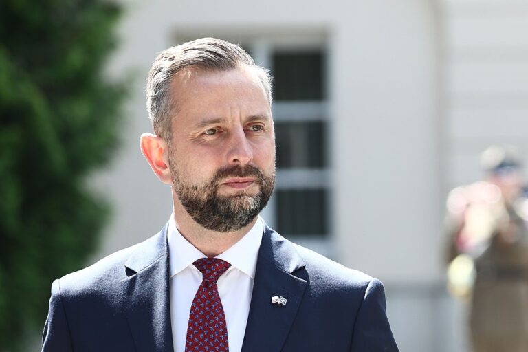 Польща розсекретить військову допомогу Україні