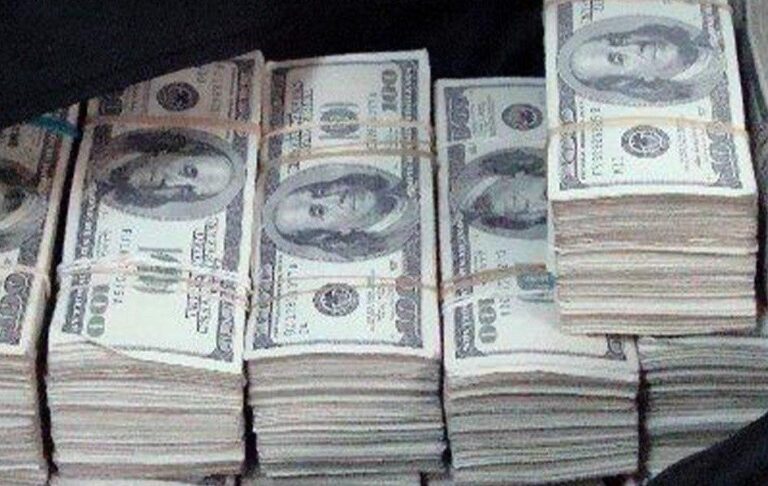 Посадовця ЗСУ затримали на хабарі у $2,2 млн