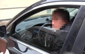 Протаранив авто НАБУ та збив детектива: харків’янина відправили за ґрати