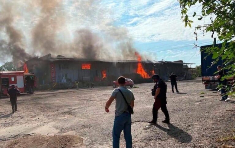 РФ вдарила по Новій пошті на Вінниччині: восьмеро поранених