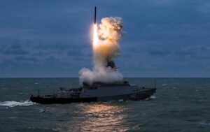 Росія запустила крилаті ракети та Калібри з моря