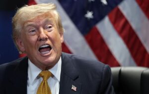 Трамп заявив, що США контролюватимуть Ормуз