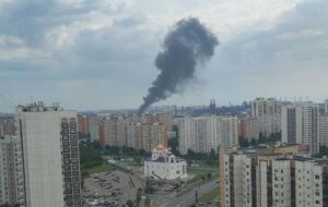 У Москві пожежа на НПЗ після атаки дронів