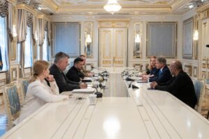 Зеленський і конгресмен Маккол обговорили результати саміту НАТО