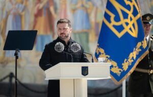 Зеленський проведе зустріч з керівництвом армії