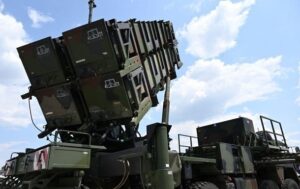 Повітряні сили закликали ЗМІ не писати про “незбиті ракети”