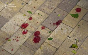 У Києві повторні влучання “шахедів”, зростає число поранених