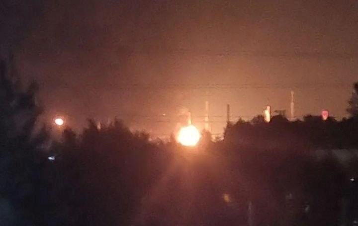 В РФ фіксують “приліт” на один з найбільших НПЗ